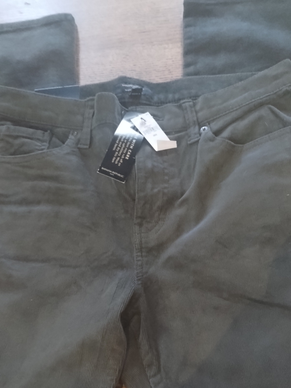 Banana Republic Women's Corduroy Jeans in Olive